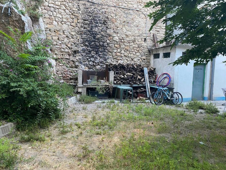 Appt 4 Pers Avec Jardin Ombrage En Centre Ville De Sete Luaran gambar